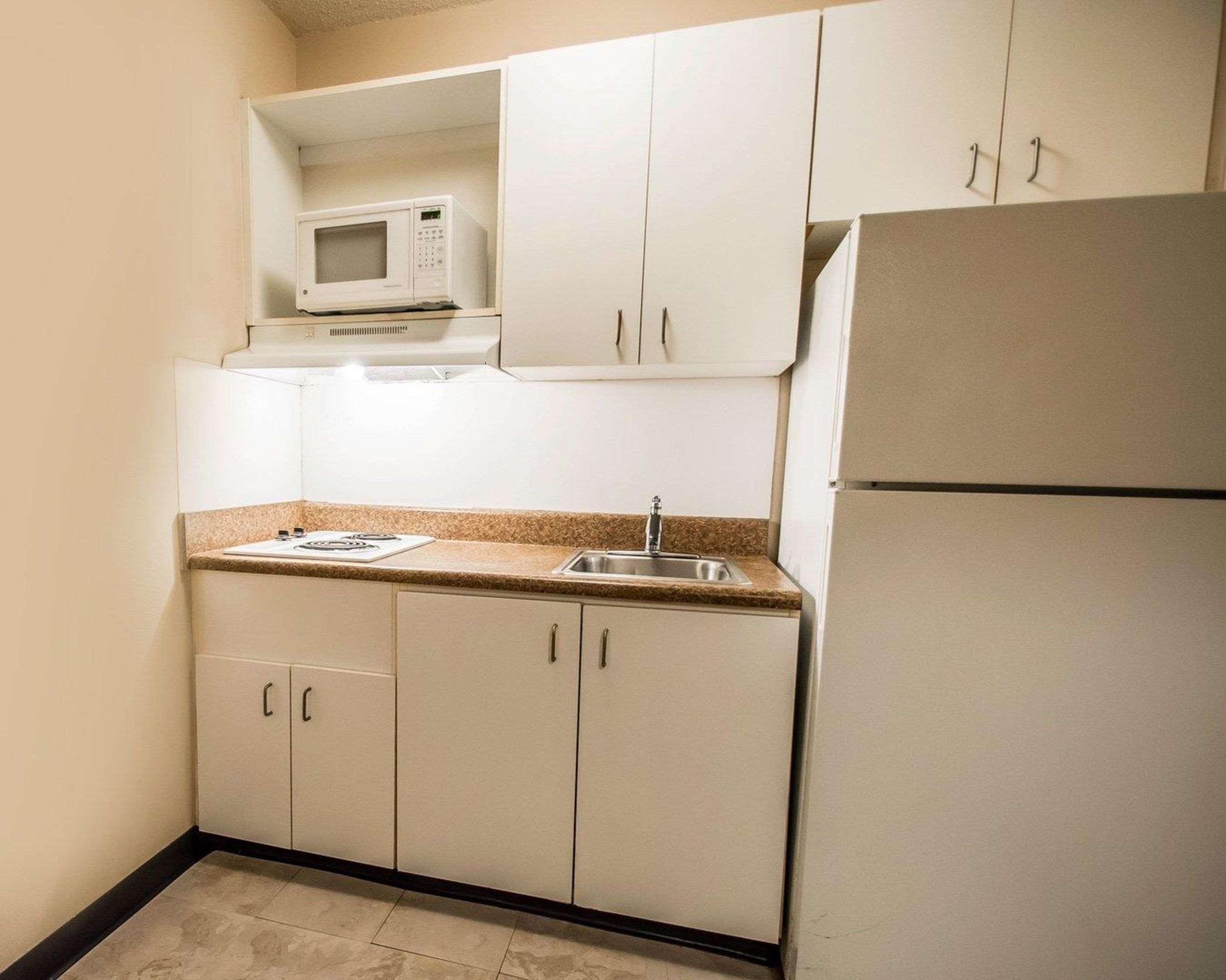 Hotel Tampa Bay Extended - Airport West Chase