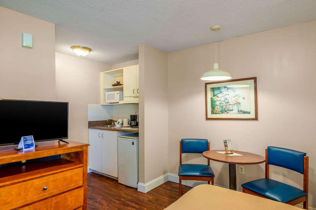Hotel Tampa Bay Extended - Airport