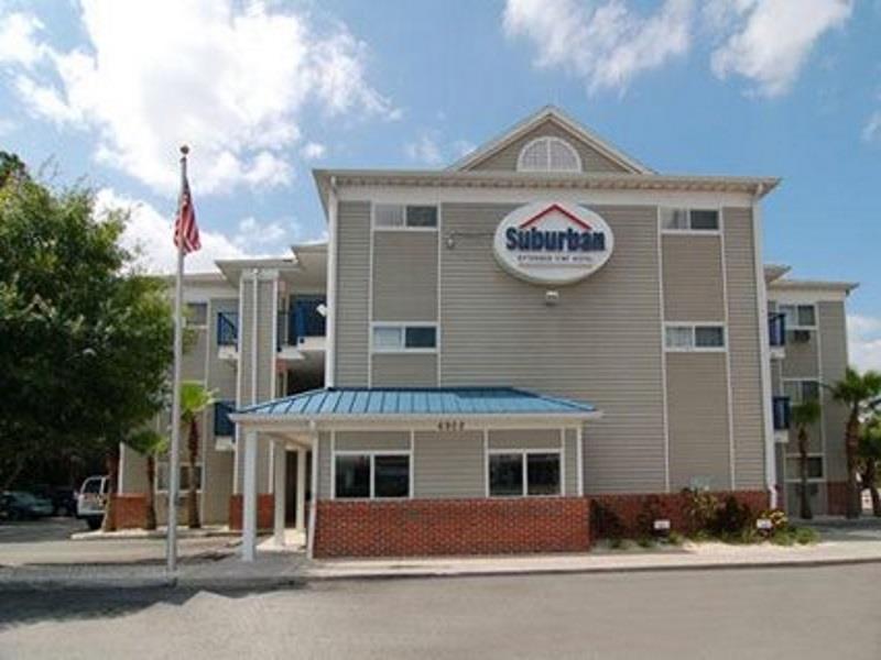 Hotel Suburban Airport West Chase